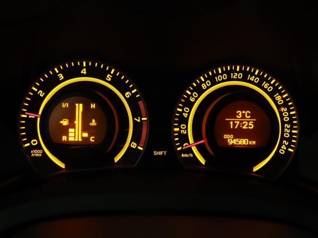 Toyota Auris - 1.6-16V Executive Business