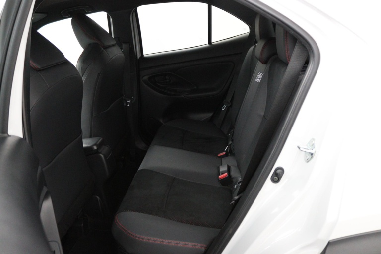 Toyota Yaris Cross - 1.5 Hybrid GR Sport 18