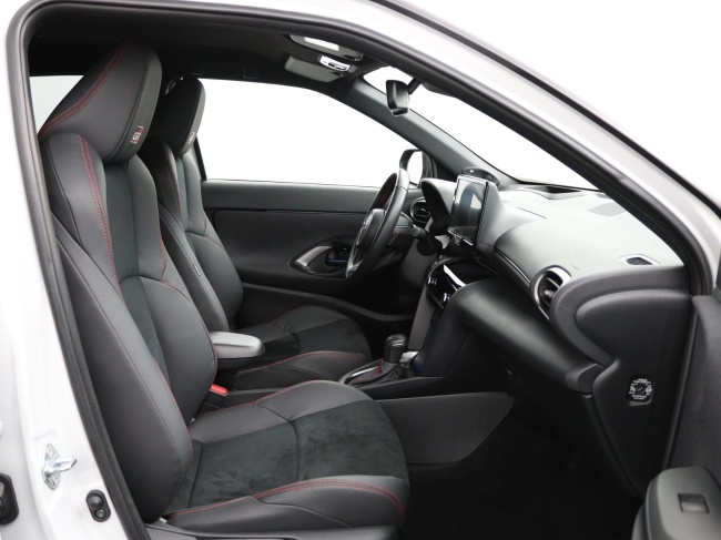 Toyota Yaris Cross - 1.5 Hybrid GR Sport