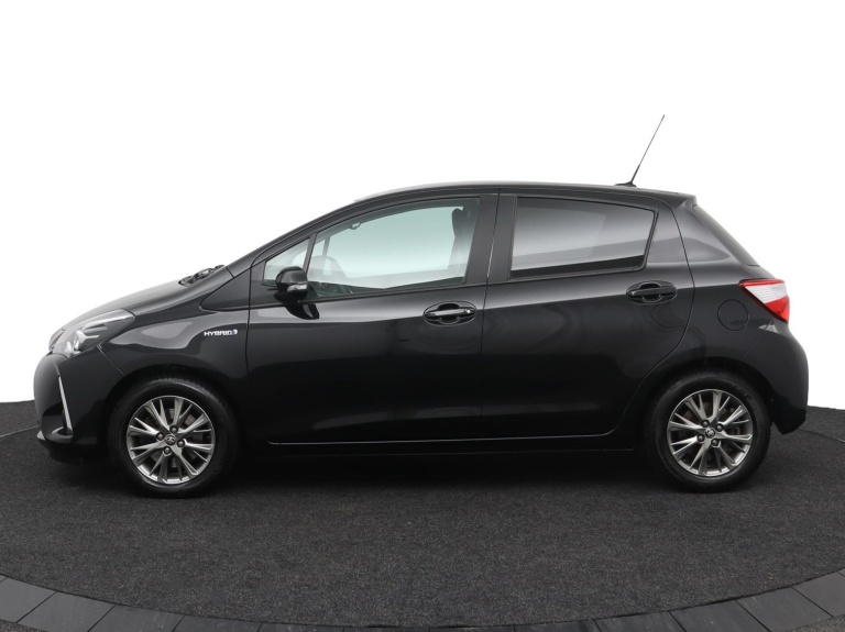 Toyota Yaris - 1.5 Hybrid Dynamic 3