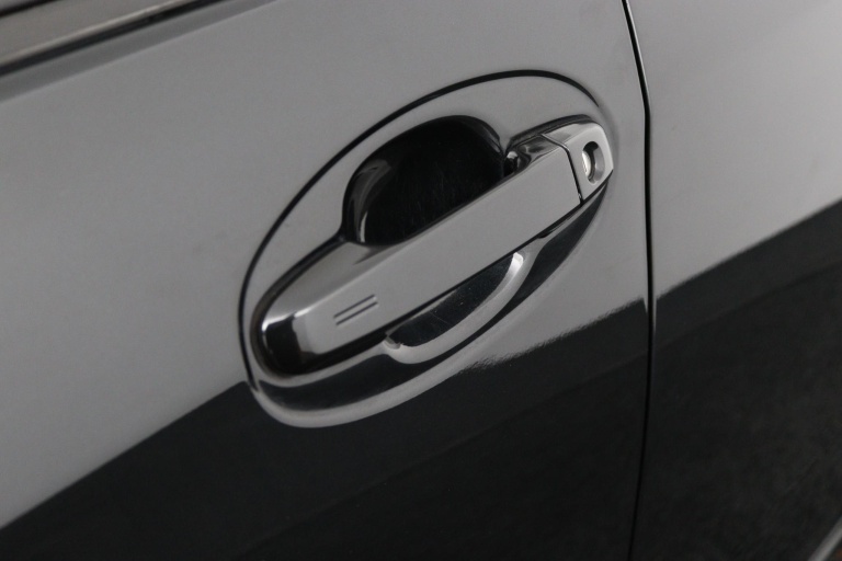 Toyota Yaris - 1.5 Hybrid Dynamic 36