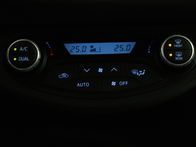 Toyota Yaris - 1.5 Hybrid Dynamic