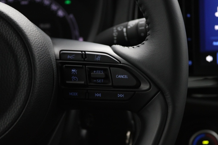 Toyota Aygo X - 1.0 VVT-i MT Play 21