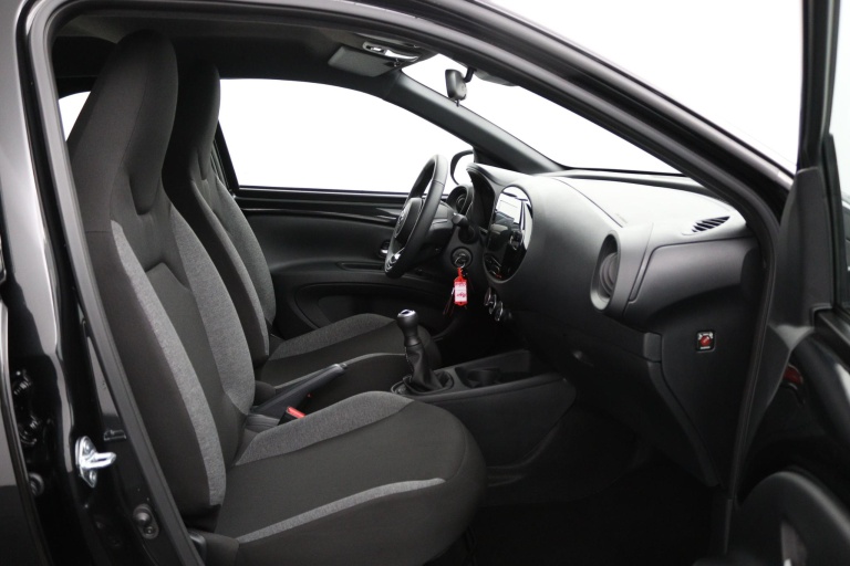 Toyota Aygo X - 1.0 VVT-i MT Play 22