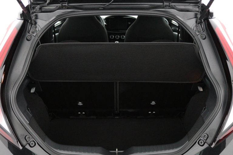 Toyota Aygo X - 1.0 VVT-i MT Play 23