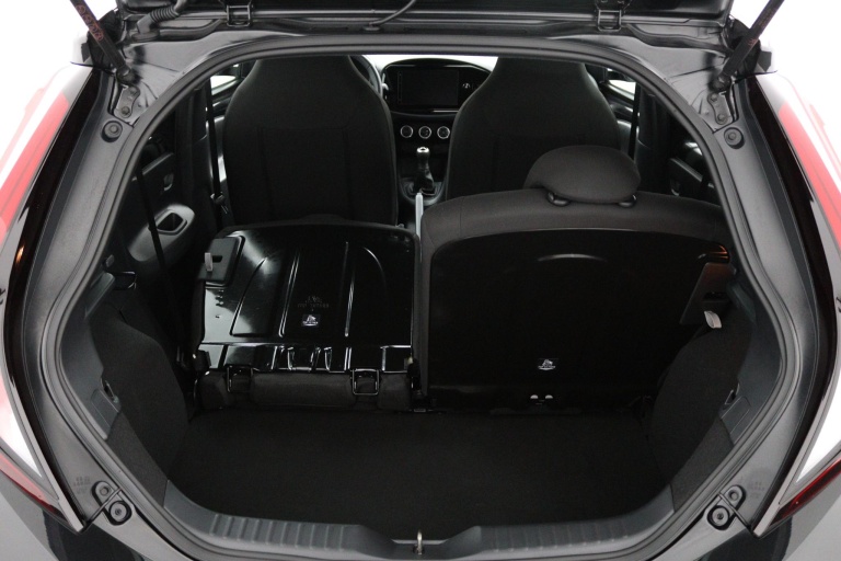 Toyota Aygo X - 1.0 VVT-i MT Play 25