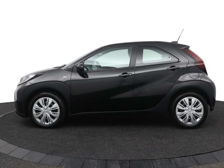 Toyota Aygo X - 1.0 VVT-i MT Play 3