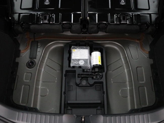 Toyota Aygo X - 1.0 VVT-i MT Play