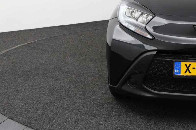Toyota Aygo X - 1.0 VVT-i MT Play 35