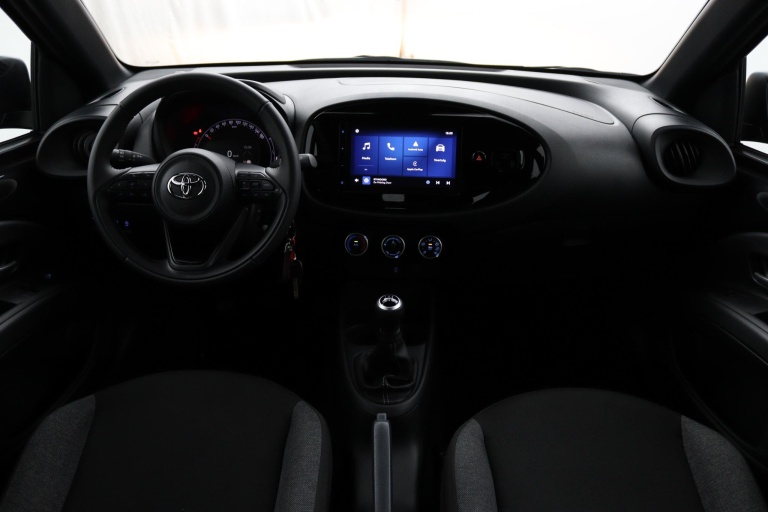 Toyota Aygo X - 1.0 VVT-i MT Play 4