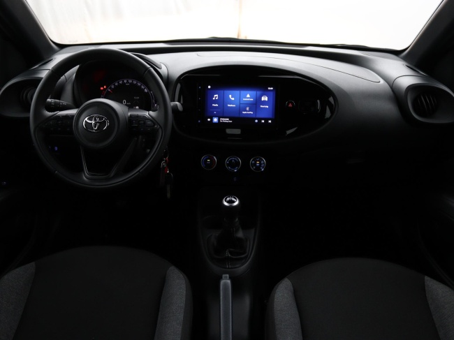 Toyota Aygo X - 1.0 VVT-i MT Play
