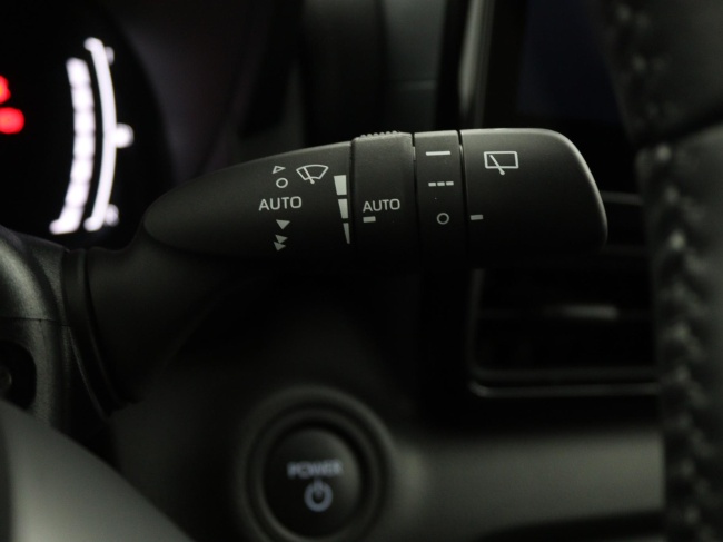 Toyota Yaris - 1.5 Hybrid 115 Dynamic