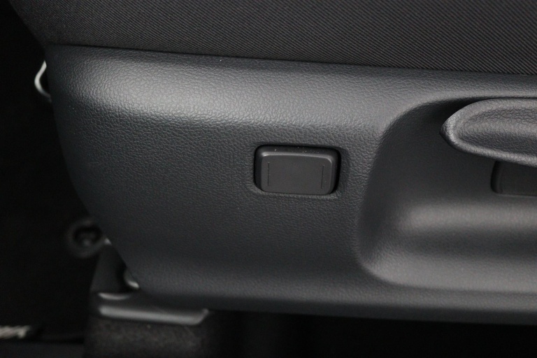 Toyota Yaris - 1.5 Hybrid 115 Dynamic 38