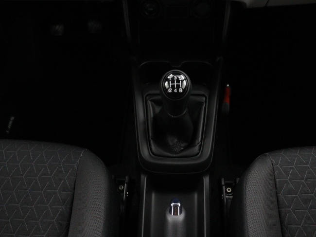 Suzuki Swift - 1.2 Comfort Smart Hybrid