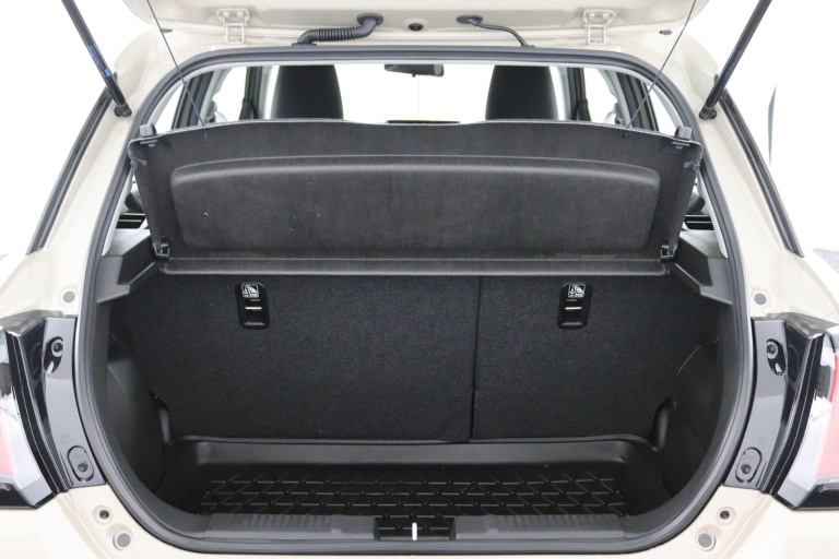 Suzuki Swift - 1.2 Comfort Smart Hybrid 27