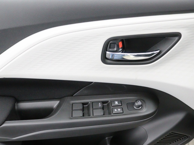 Suzuki Swift - 1.2 Comfort Smart Hybrid