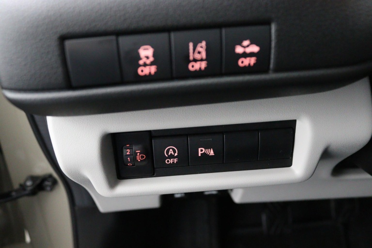 Suzuki Swift - 1.2 Comfort Smart Hybrid 31