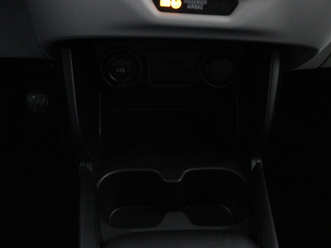 Suzuki Swift - 1.2 Comfort Smart Hybrid