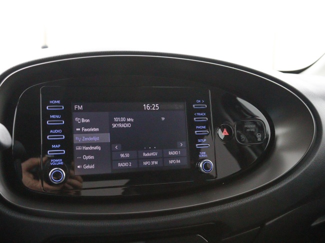 Toyota Aygo X - 1.0 VVT-i S-CVT first