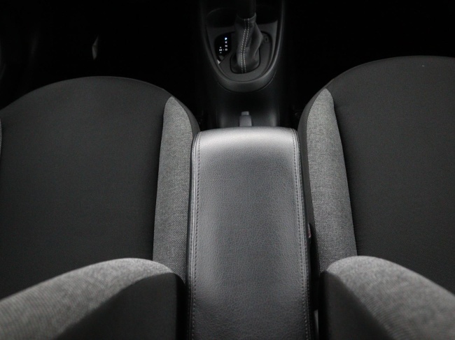 Toyota Aygo X - 1.0 VVT-i S-CVT first