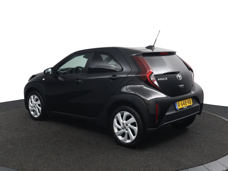 Toyota Aygo X - 1.0 VVT-i S-CVT first 4