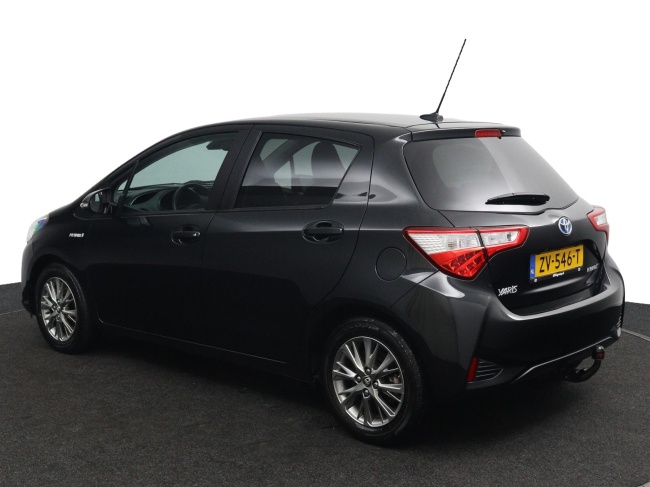 Toyota Yaris - 1.5 Hybrid Dynamic | Navigatie | Trekhaak |