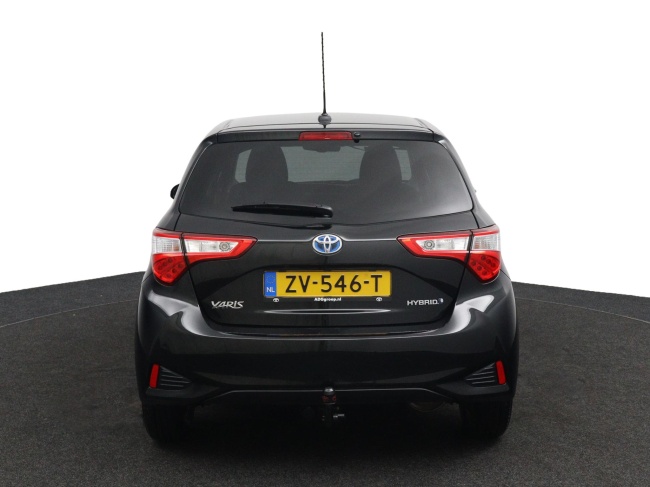 Toyota Yaris - 1.5 Hybrid Dynamic | Navigatie | Trekhaak |