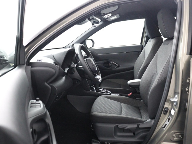 Toyota Yaris Cross - 1.5 Hybrid 115 First Edition