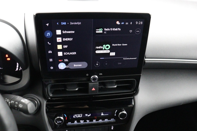 Toyota Yaris Cross - 1.5 Hybrid 115 First Edition 8