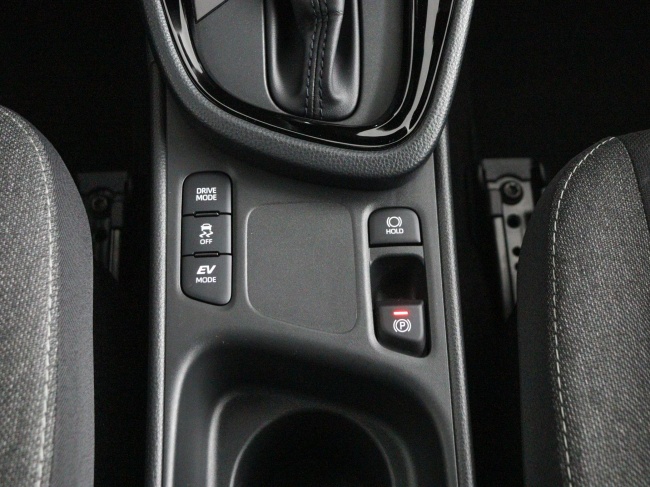 Toyota Yaris Cross - 1.5 Hybrid 115 First Edition