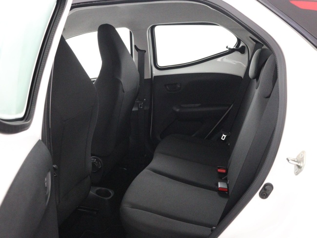 Toyota Aygo - 1.0 VVT-i x-fun