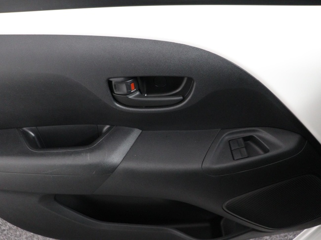 Toyota Aygo - 1.0 VVT-i x-fun