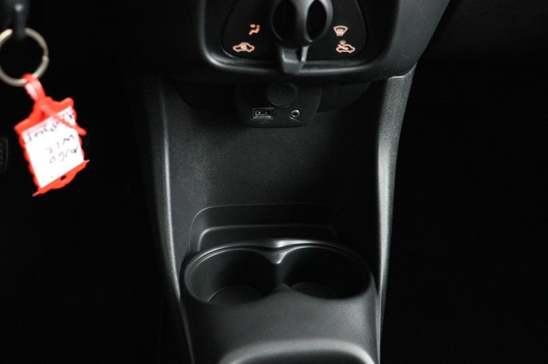 Toyota Aygo - 1.0 VVT-i x-fun 36