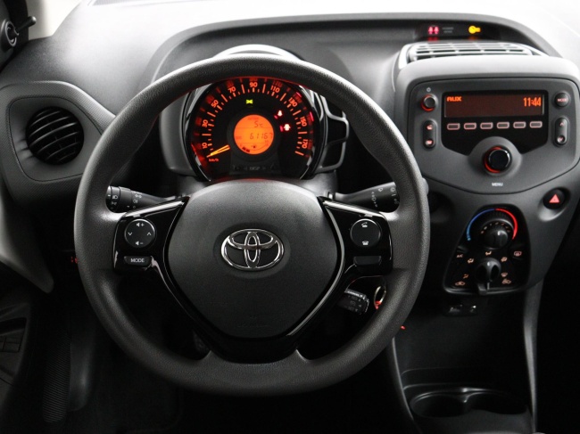 Toyota Aygo - 1.0 VVT-i x-fun