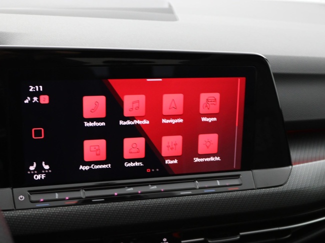 Volkswagen Golf - 1.5 eTSI R-Line Business