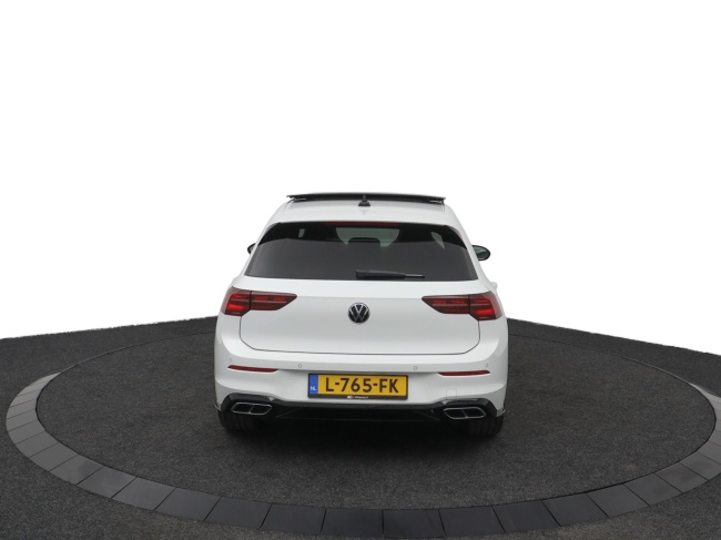 Volkswagen Golf - 1.5 eTSI R-Line Business