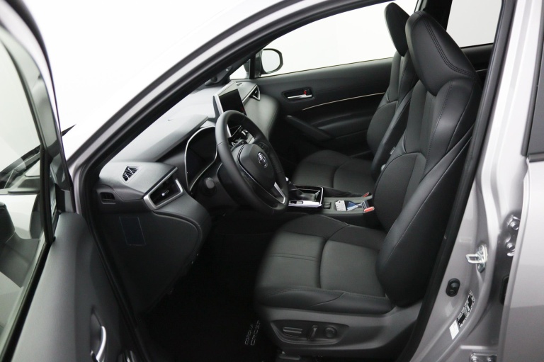 Toyota Corolla Cross - Hybrid 180 Executive 17