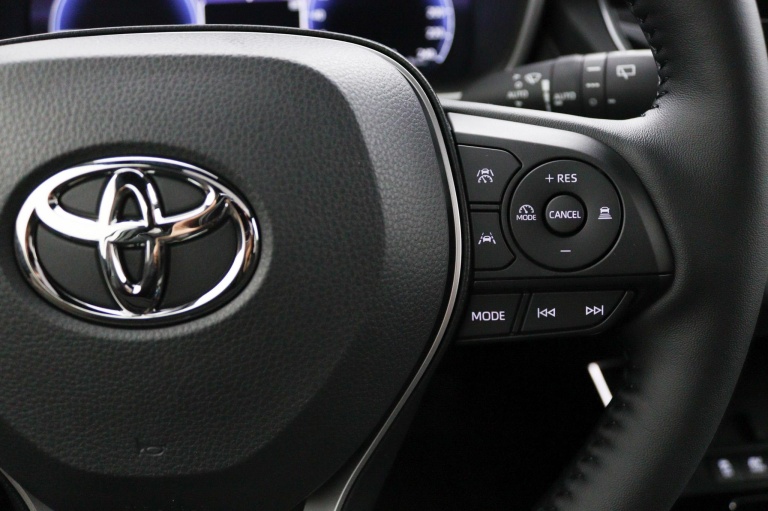 Toyota Corolla Cross - Hybrid 180 Executive 21