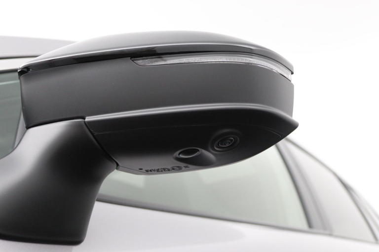 Toyota Corolla Cross - Hybrid 180 Executive 37