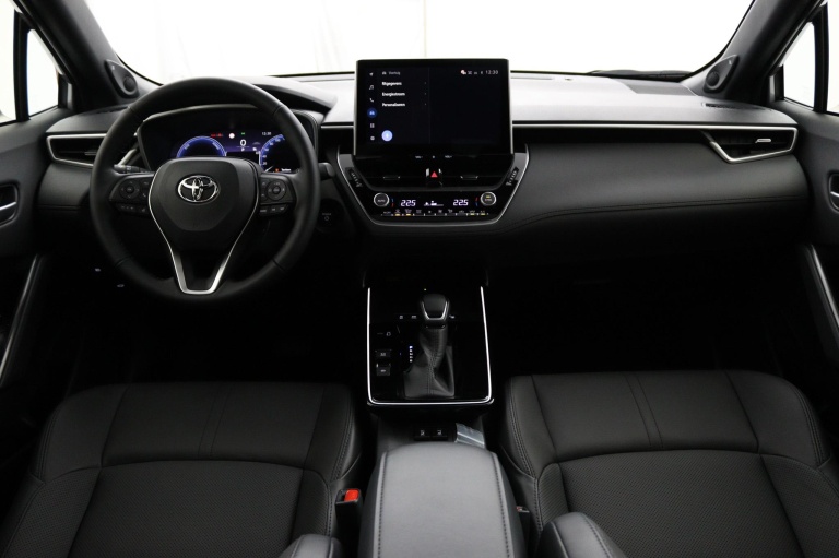 Toyota Corolla Cross - Hybrid 180 Executive 4