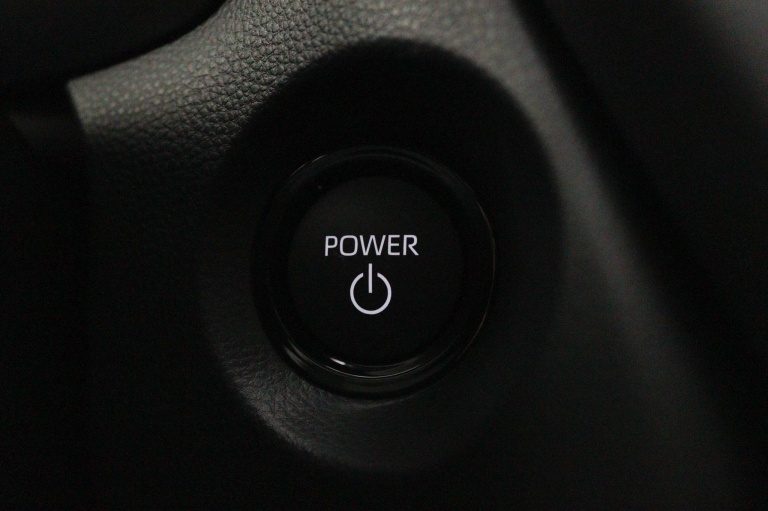 Toyota Corolla Cross - Hybrid 180 Executive 45