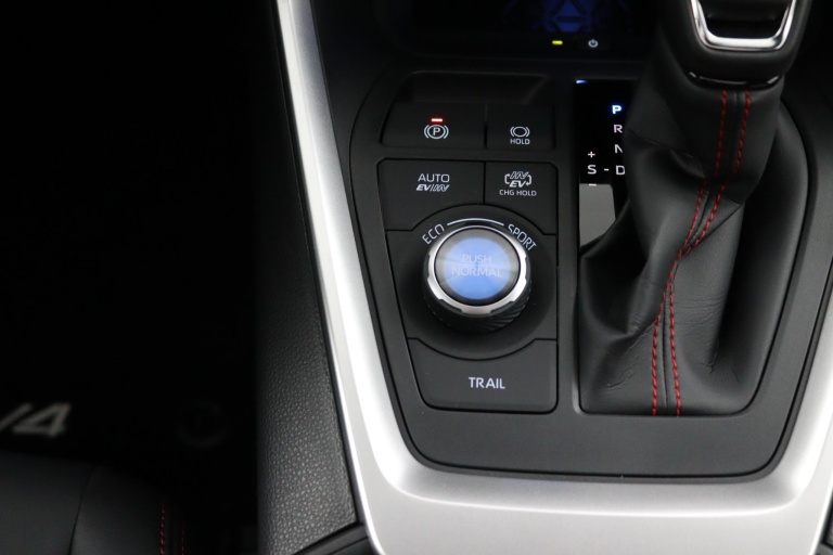 Toyota RAV4 - 2.5 Plug-in Hybrid AWD Limited Edition 26