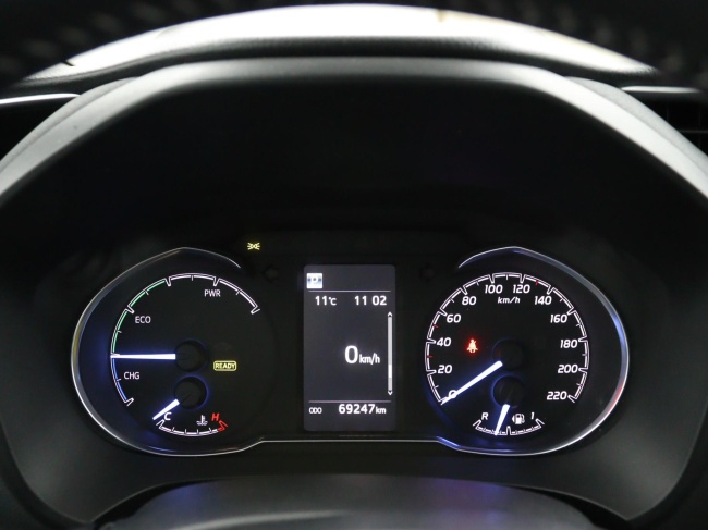 Toyota Yaris - 1.5 Hybrid Design Red