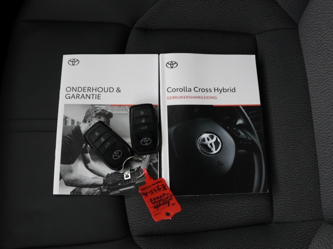 Toyota Corolla Cross - Hybrid 140 Style