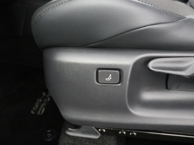 Toyota Corolla Cross - Hybrid 140 Style