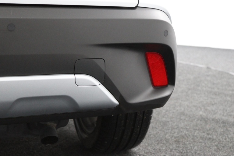 Toyota Corolla Cross - Hybrid 140 Style 42