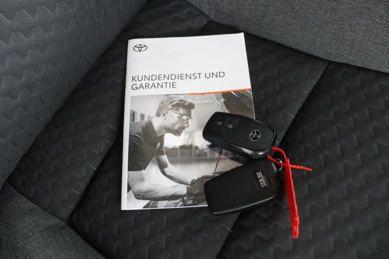 Toyota Yaris Cross - 1.5 Hybrid 130 First Edition 11