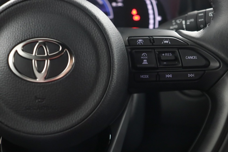 Toyota Yaris Cross - 1.5 Hybrid 115 Dynamic 21