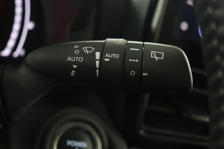 Toyota Yaris Cross - 1.5 Hybrid 115 Dynamic 31