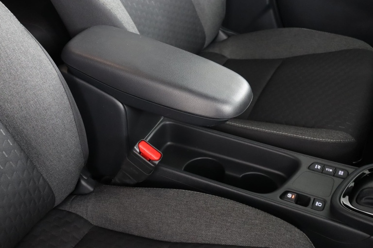 Toyota Yaris Cross - 1.5 Hybrid 115 Dynamic 58